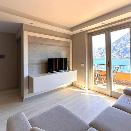 Semesterbostad Brina -